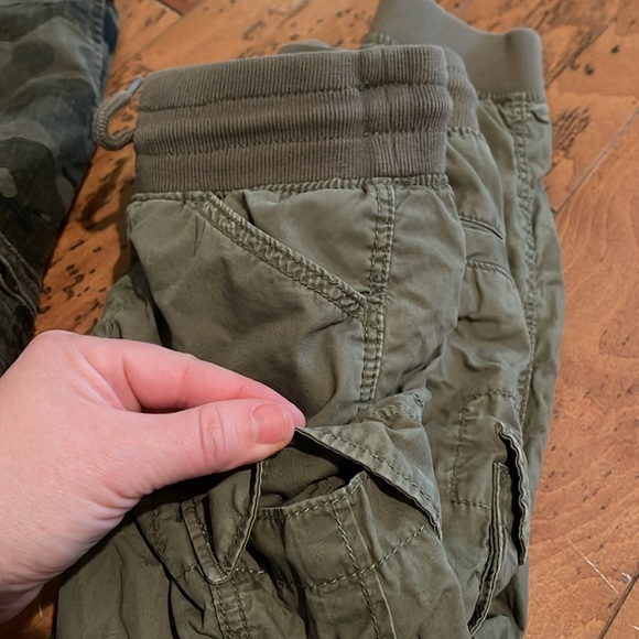 Lot of 2 Gap Cargo Pants Sz S - Picture 9 of 9
